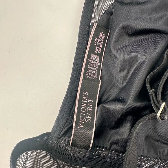 Victoria’s Secret Caged Bra Bralette Black Silver Foil Mesh Shine & Plunge Large - Picture 11 of 12